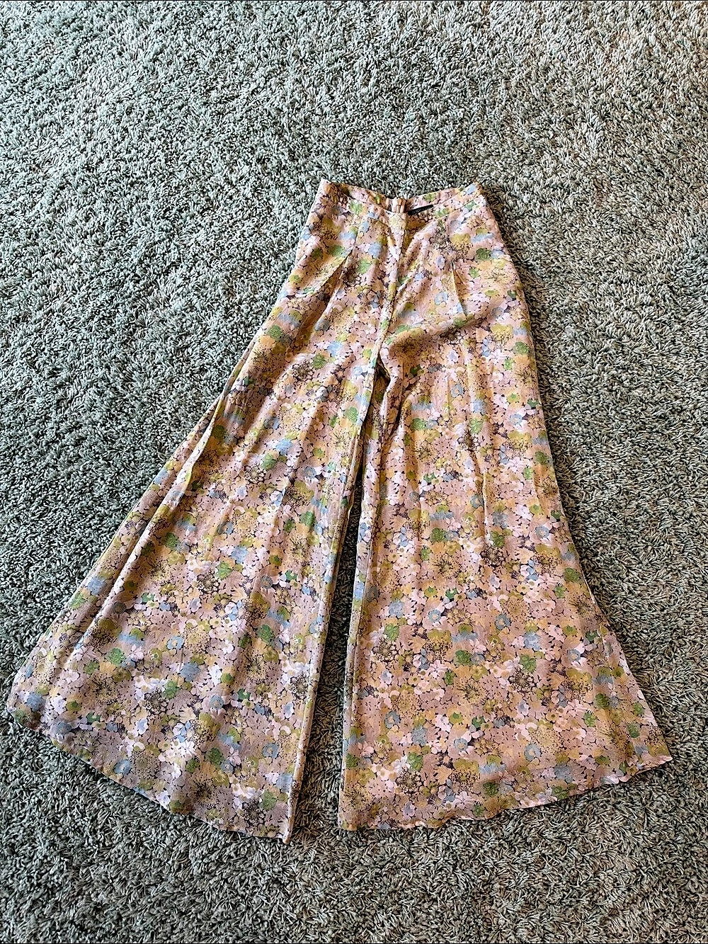 Topshop Floral super Wide Leg Pants in Pink & Green Size 4